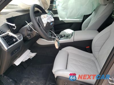 Zdjęcie 7 z 14 samochodu: 2025 BMW X5 XDRIVE40I VIN:5UX23EU09S9Z67906 - miniatura