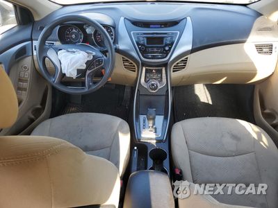 Zdjęcie 8 z 13 samochodu: 2013 HYUNDAI ELANTRA GLS VIN:5NPDH4AE1DH236564 - miniatura