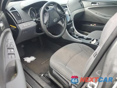 Zdjęcie 8 z 13 samochodu: 2013 HYUNDAI SONATA GLS VIN:5NPEB4AC1DH510074 - miniatura