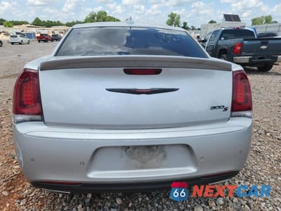 Zdjęcie 6 z 12 samochodu: 2021 CHRYSLER 300C VIN:2C3CCABG1MH660638 - miniatura
