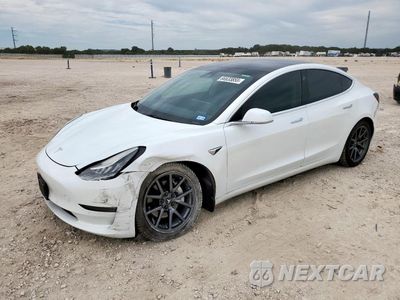 2019 TESLA MODEL 3 5YJ3E1EB0KF388334 - główne zdjęcie licytacji z USA - miniatura