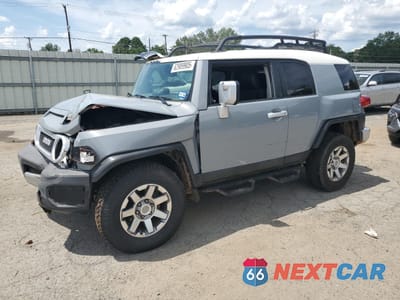 2014 TOYOTA FJ CRUISER JTEBU4BF3EK183441 - główne zdjęcie licytacji z USA - miniatura