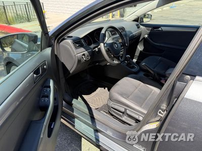 Zdjęcie 9 z 10 samochodu: 2015 VOLKSWAGEN JETTA SE VIN:3VWD17AJ2FM323077 - miniatura