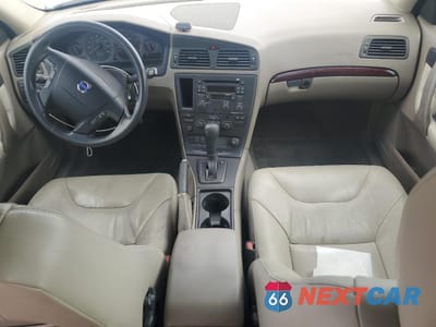 Zdjęcie 8 z 12 samochodu: 2003 VOLVO V70 2.4T VIN:YV1SW58D132320815 - miniatura