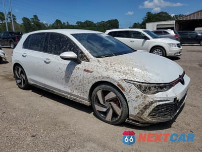 Czwarte zdjęcie samochodu z boku: 2024 VOLKSWAGEN GTI S VIN:WVWGA7CD1RW231440 - miniatura