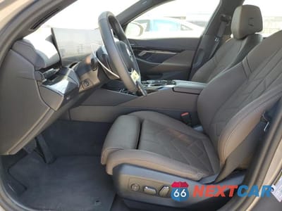 Zdjęcie 7 z 13 samochodu: 2025 BMW 530 I VIN:WBA43FJ00SCU06322 - miniatura