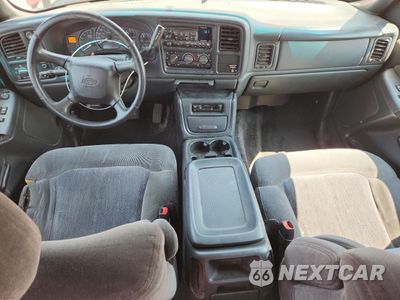 Zdjęcie 8 z 14 samochodu: 2002 CHEVROLET SILVERADO K1500 VIN:2GCEK19T821137956 - miniatura