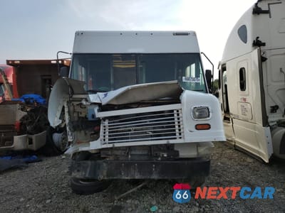 Piąte zdjęcie samochodu w środku: 2021 FORD ECONOLINE E450 SUPER DUTY COMMERCIAL STRIPPED CHASSIS VIN:1FC4E4KN7MDC06997 - miniatura