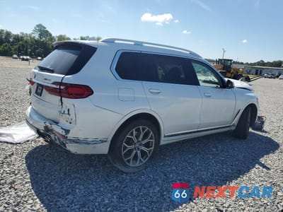 Trzecie zdjęcie samochodu z tyłu: 2022 BMW X7 XDRIVE40I VIN:5UXCW2C04N9L61381 - miniatura