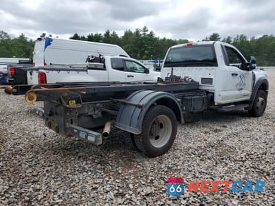 Trzecie zdjęcie samochodu z tyłu: 2023 FORD F550 SUPER DUTY VIN:1FDUF5HT6PDA15760 - miniatura