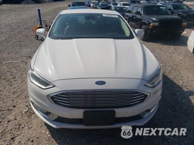 Piąte zdjęcie samochodu w środku: 2017 FORD FUSION SE HYBRID VIN:3FA6P0LU6HR400747 - miniatura