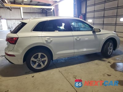 Trzecie zdjęcie samochodu z tyłu: 2022 AUDI Q5 PREMIUM 40 VIN:WA1ABAFY5N2124658 - miniatura