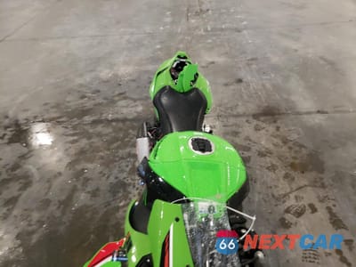 Piąte zdjęcie samochodu w środku: 2023 KAWASAKI ZX1002 M VIN:JKBZXVM17PA005158 - miniatura