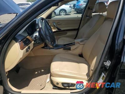 Zdjęcie 7 z 12 samochodu: 2009 BMW 328 I VIN:WBAPH775X9NM46686 - miniatura