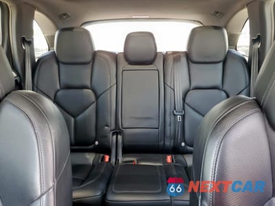 Zdjęcie 10 z 14 samochodu: 2018 PORSCHE CAYENNE S VIN:WP1AB2A29JLA61128 - miniatura