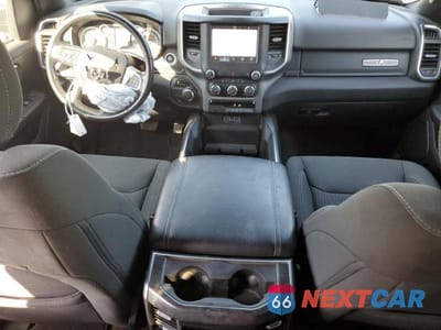 Zdjęcie 8 z 12 samochodu: 2024 RAM 1500 BIG HORN/LONE STAR VIN:1C6RREBT3RN146384 - miniatura