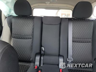 Zdjęcie 10 z 14 samochodu: 2018 NISSAN ROGUE S VIN:KNMAT2MV6JP554875 - miniatura