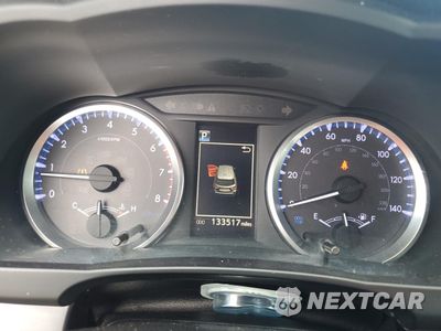 Zdjęcie 9 z 14 samochodu: 2019 TOYOTA HIGHLANDER LE VIN:5TDZARFH1KS049388 - miniatura