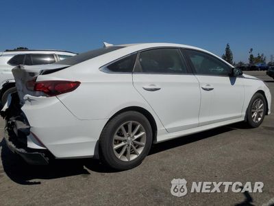 Trzecie zdjęcie samochodu z tyłu: 2018 HYUNDAI SONATA SE VIN:5NPE24AF4JH655518 - miniatura