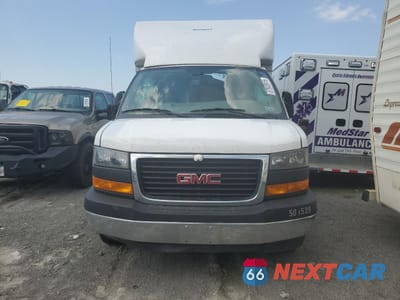Piąte zdjęcie samochodu w środku: 2023 GMC SAVANA CUTAWAY G3500 VIN:1GD07RFPXP1134339 - miniatura