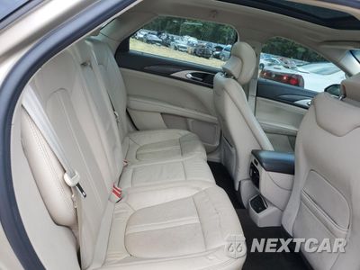 Zdjęcie 10 z 14 samochodu: 2017 LINCOLN MKZ RESERVE VIN:3LN6L5F97HR636183 - miniatura