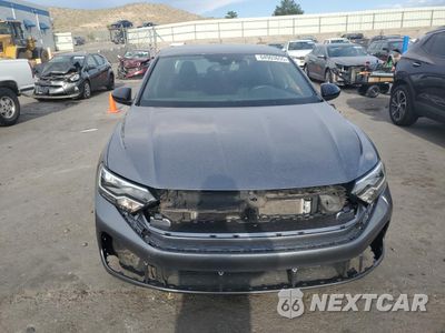 Piąte zdjęcie samochodu w środku: 2024 VOLKSWAGEN JETTA SPORT VIN:3VWBM7BU7RM060709 - miniatura