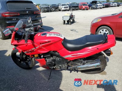 Trzecie zdjęcie samochodu z tyłu: 2008 KAWASAKI EX500 D VIN:JKAEXVD188A108254 - miniatura