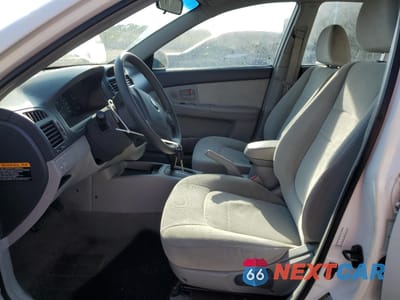 Zdjęcie 7 z 14 samochodu: 2006 KIA SPECTRA LX VIN:KNAFE121565367251 - miniatura