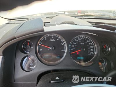 Zdjęcie 9 z 13 samochodu: 2010 CHEVROLET SUBURBAN C1500 LS VIN:1GNUCHE00AR127870 - miniatura