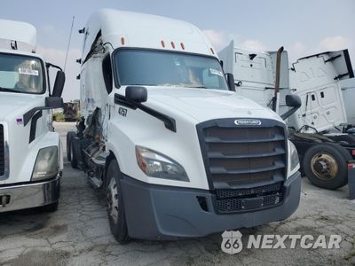 2018 FREIGHTLINER CASCADIA 126 SEMI TRUCK 3AKJHHDR0JSJN4757 - główne zdjęcie licytacji z USA - miniatura