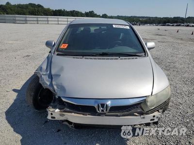 Piąte zdjęcie samochodu w środku: 2010 HONDA CIVIC LX VIN:2HGFA1F59AH314258 - miniatura