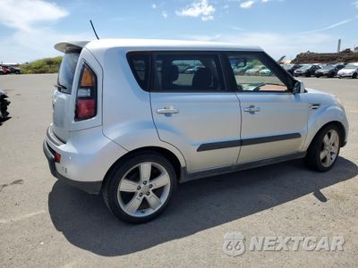 Trzecie zdjęcie samochodu z tyłu: 2013 KIA SOUL + VIN:KNDJT2A22B7286970 - miniatura