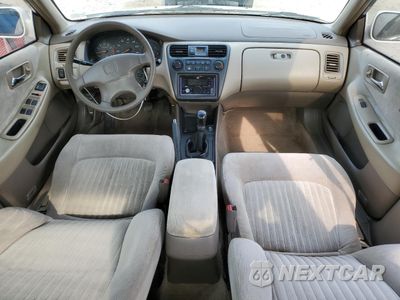 Zdjęcie 8 z 12 samochodu: 1998 HONDA ACCORD LX VIN:1HGCG5548WA173447 - miniatura