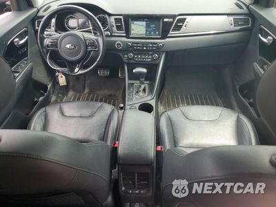 Zdjęcie 8 z 12 samochodu: 2018 KIA NIRO TOURING VIN:KNDCE3LC1J5128936 - miniatura