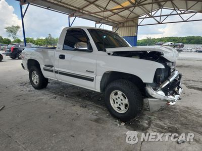 Czwarte zdjęcie samochodu z boku: 1999 CHEVROLET SILVERADO K1500 VIN:1GCEK14TXXZ160595 - miniatura