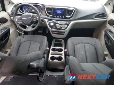 Zdjęcie 8 z 16 samochodu: 2017 CHRYSLER PACIFICA TOURING VIN:2C4RC1DG7HR623225 - miniatura
