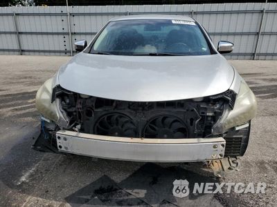 Piąte zdjęcie samochodu w środku: 2015 NISSAN ALTIMA 2.5 VIN:1N4AL3AP7FN311273 - miniatura