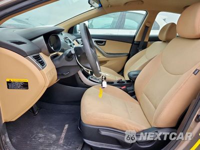 Zdjęcie 7 z 12 samochodu: 2013 HYUNDAI ELANTRA GLS VIN:5NPDH4AE6DH397282 - miniatura