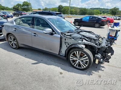 Czwarte zdjęcie samochodu z boku: 2018 INFINITI Q50 LUXE VIN:JN1EV7AP7JM363176 - miniatura