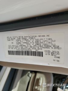 Zdjęcie 13 z 15 samochodu: 2004 TOYOTA SEQUOIA LIMITED VIN:5TDZT38A74S226326 - miniatura