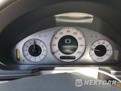 Zdjęcie 9 z 14 samochodu: 2007 MERCEDES-BENZ E 350 VIN:WDBUF56X47B039589 - miniatura