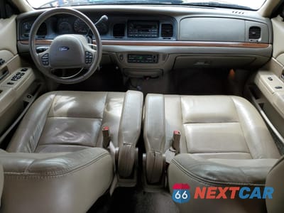 Zdjęcie 8 z 12 samochodu: 2004 FORD CROWN VICTORIA LX VIN:2FAFP74W34X118845 - miniatura