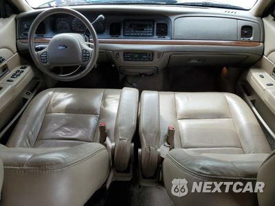 Zdjęcie 8 z 12 samochodu: 2004 FORD CROWN VICTORIA LX VIN:2FAFP74W34X118845 - miniatura