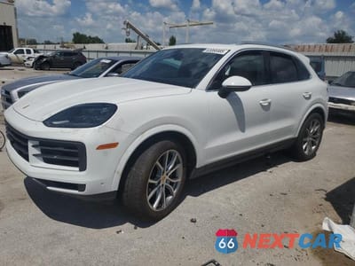2024 PORSCHE CAYENNE WP1AA2AY9RDA12217 - główne zdjęcie licytacji z USA - miniatura