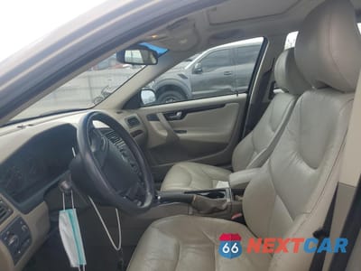 Zdjęcie 7 z 12 samochodu: 2003 VOLVO V70 2.4T VIN:YV1SW58D132320815 - miniatura