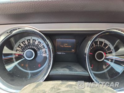 Zdjęcie 9 z 12 samochodu: 2013 FORD MUSTANG VIN:1ZVBP8EM6D5255479 - miniatura