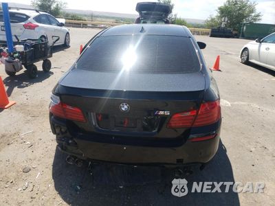 Zdjęcie 6 z 12 samochodu: 2015 BMW M5 VIN:WBSFV9C51FD594924 - miniatura