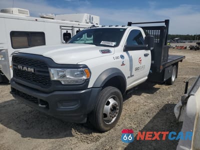 2022 RAM 5500 3C7WRMBL3NG279688 - główne zdjęcie licytacji z USA - miniatura