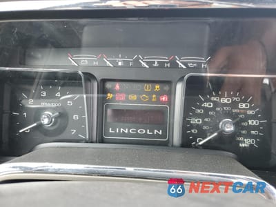 Zdjęcie 9 z 13 samochodu: 2012 LINCOLN NAVIGATOR VIN:5LMJJ2J50CEL06395 - miniatura