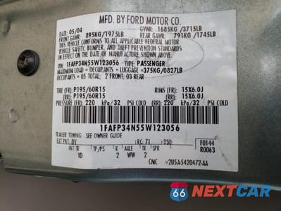 Zdjęcie 12 z 13 samochodu: 2005 FORD FOCUS ZX4 VIN:1FAFP34N55W123056 - miniatura